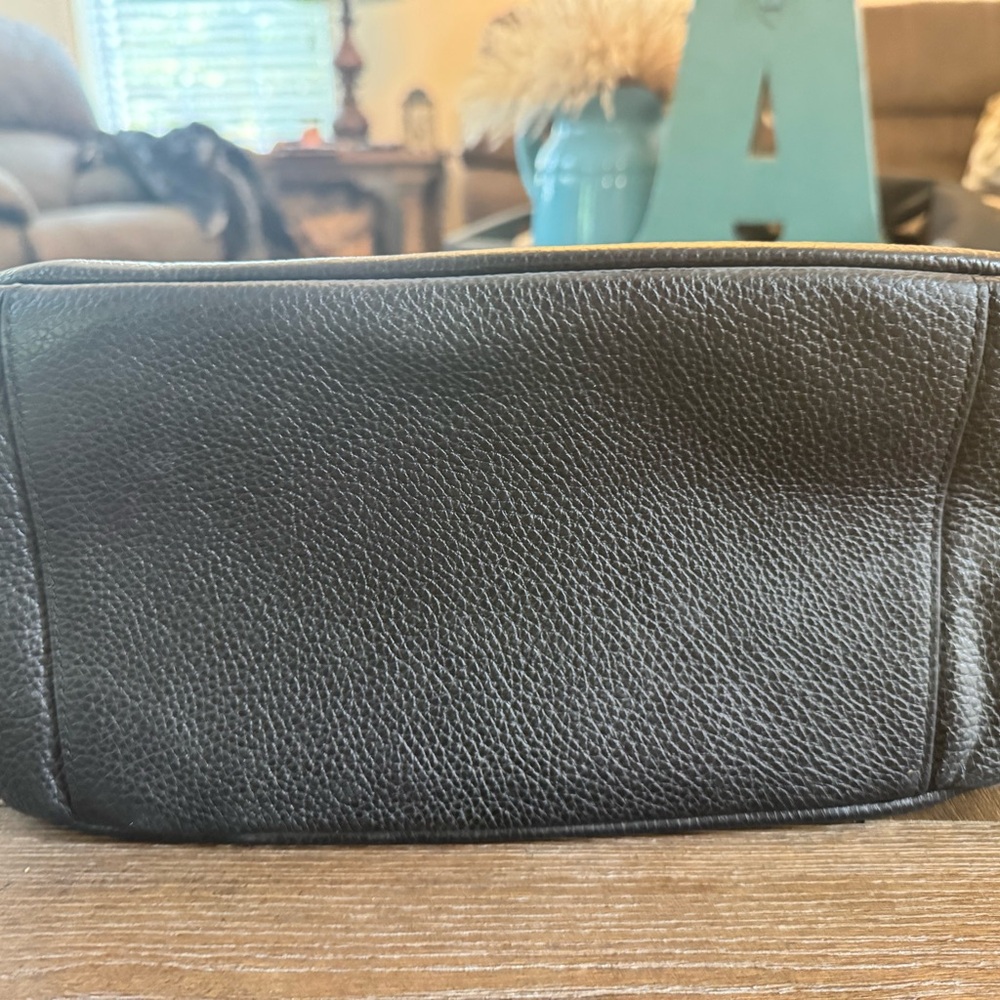 Coach Black Pebbled Leather Shoulder Bag with Gold Hardware - Picture 6 of 9